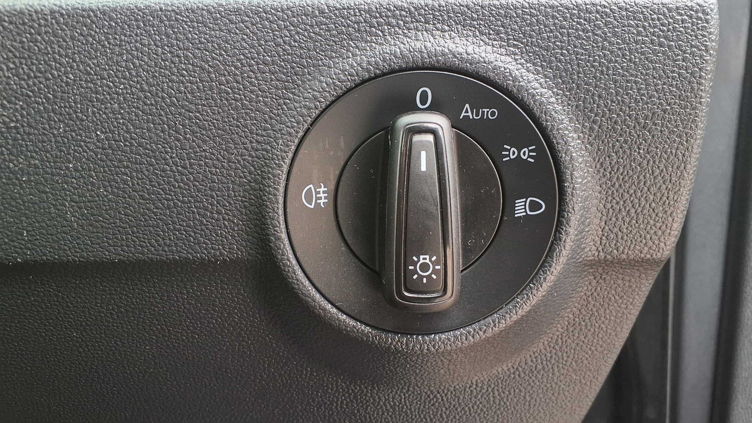 Used Volkswagen T-Roc 2022 for sale - 76075502: Photo 32