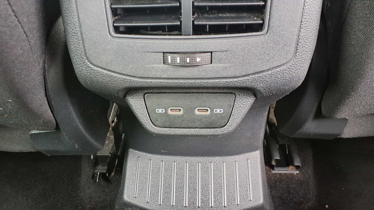 Used Volkswagen T-Roc 2022 for sale - 76075502: Photo 33