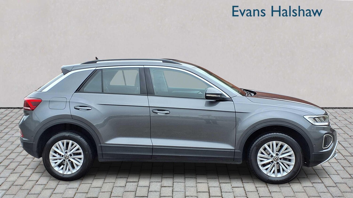 Used Volkswagen T-Roc 2022 for sale - 76075502: Photo 7