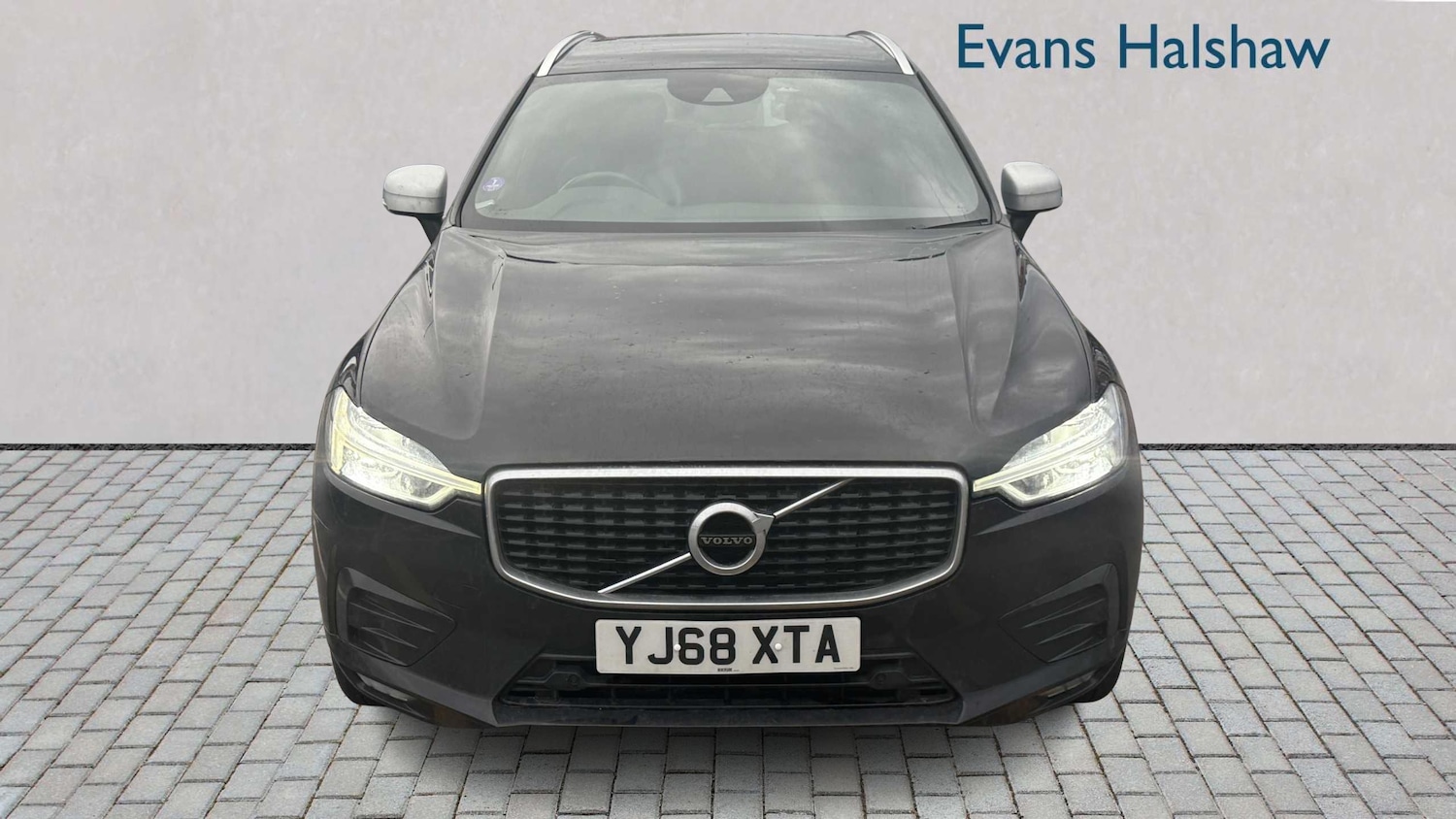 Used Volvo XC60 2018 for sale - 77158606: Photo 4
