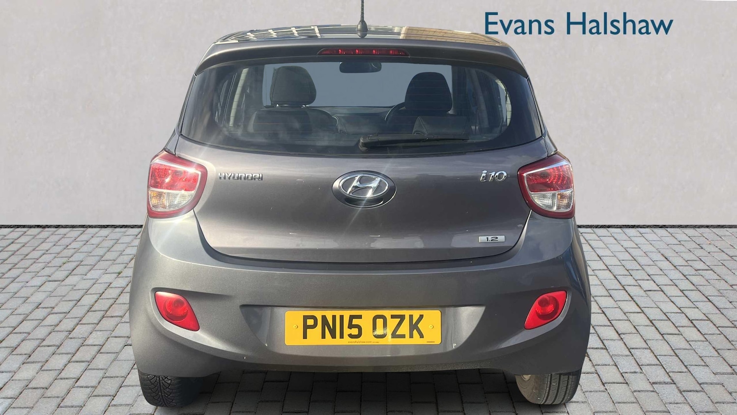 Used Hyundai i10 2015 for sale - 76218475: Photo 6