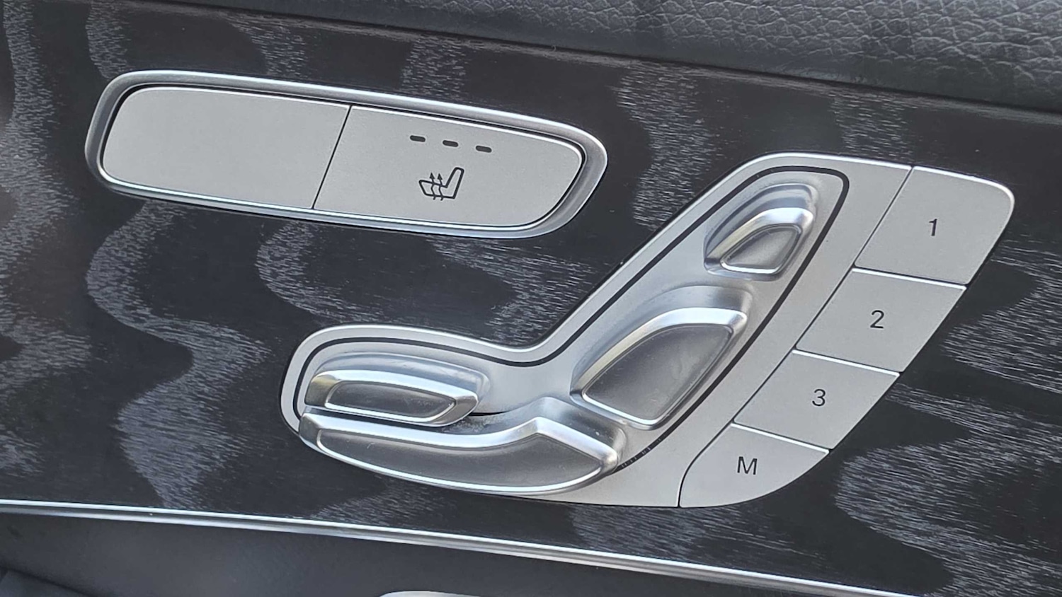 Used Mercedes-Benz GLC 2018 for sale - 76378792: Photo 14