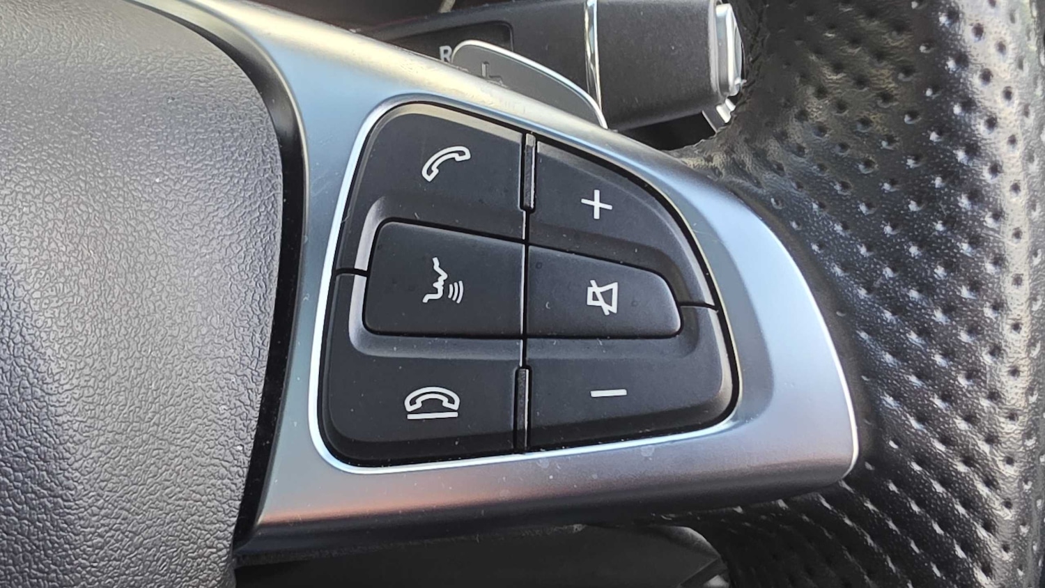 Used Mercedes-Benz GLC 2018 for sale - 76378792: Photo 17