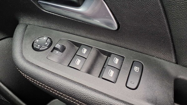 Used Vauxhall Mokka 2023 for sale - 75812520: Photo 32