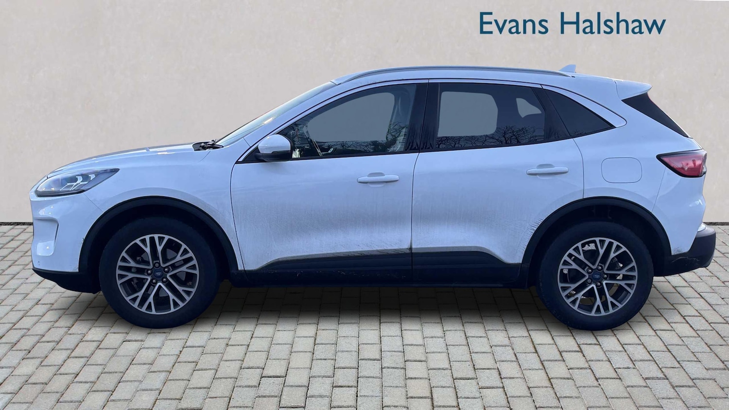 Used Ford Kuga 2022 for sale - 77232961: Photo 4