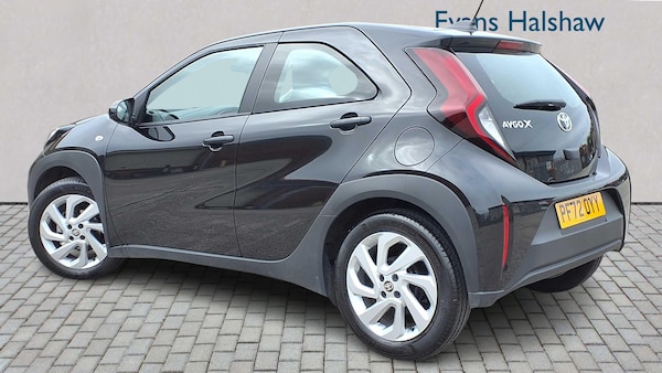 Used Toyota Aygo X 2022 for sale - 76205176: Photo 2
