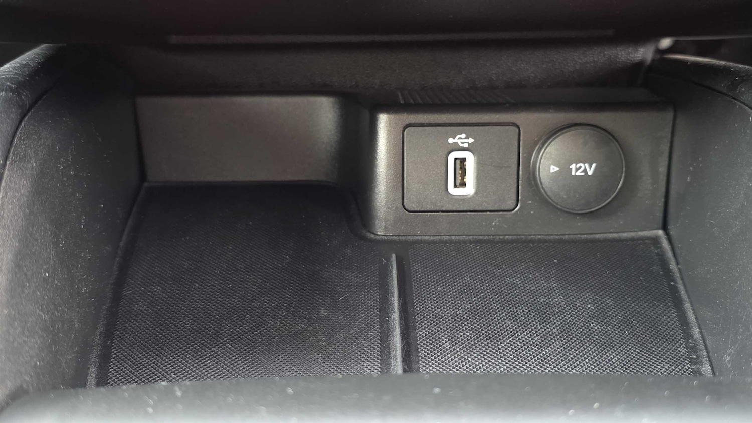 Used Ford Focus for sale - 76249068: Photo 30