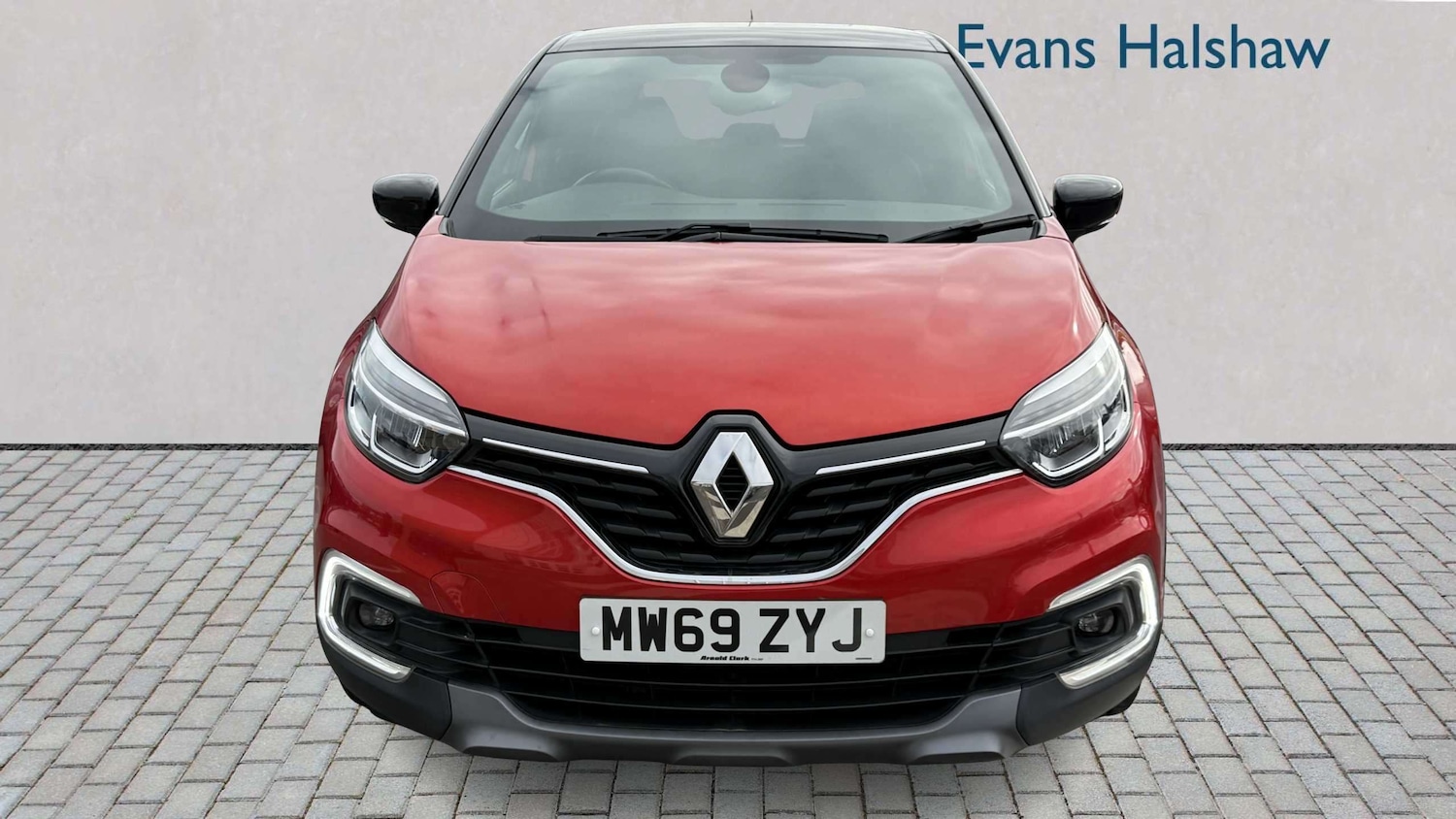 Used Renault Captur 2020 for sale - 77787141: Photo 4