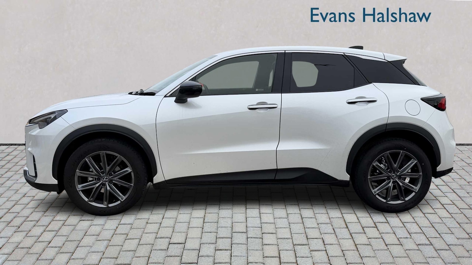 Used Lexus LBX 2025 for sale - 77281871: Photo 5