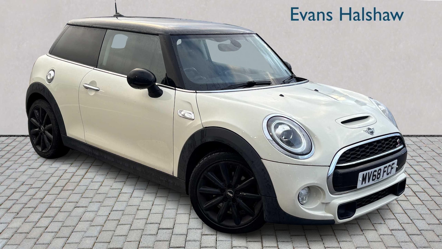 Used MINI Hatch 2018 for sale - 77397948: Photo 1