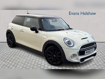 Used MINI Hatch 2018 for sale - 77397948: Photo