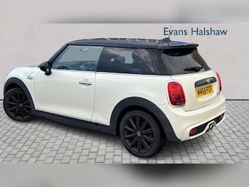 Used MINI Hatch 2018 for sale - 77397948: Photo