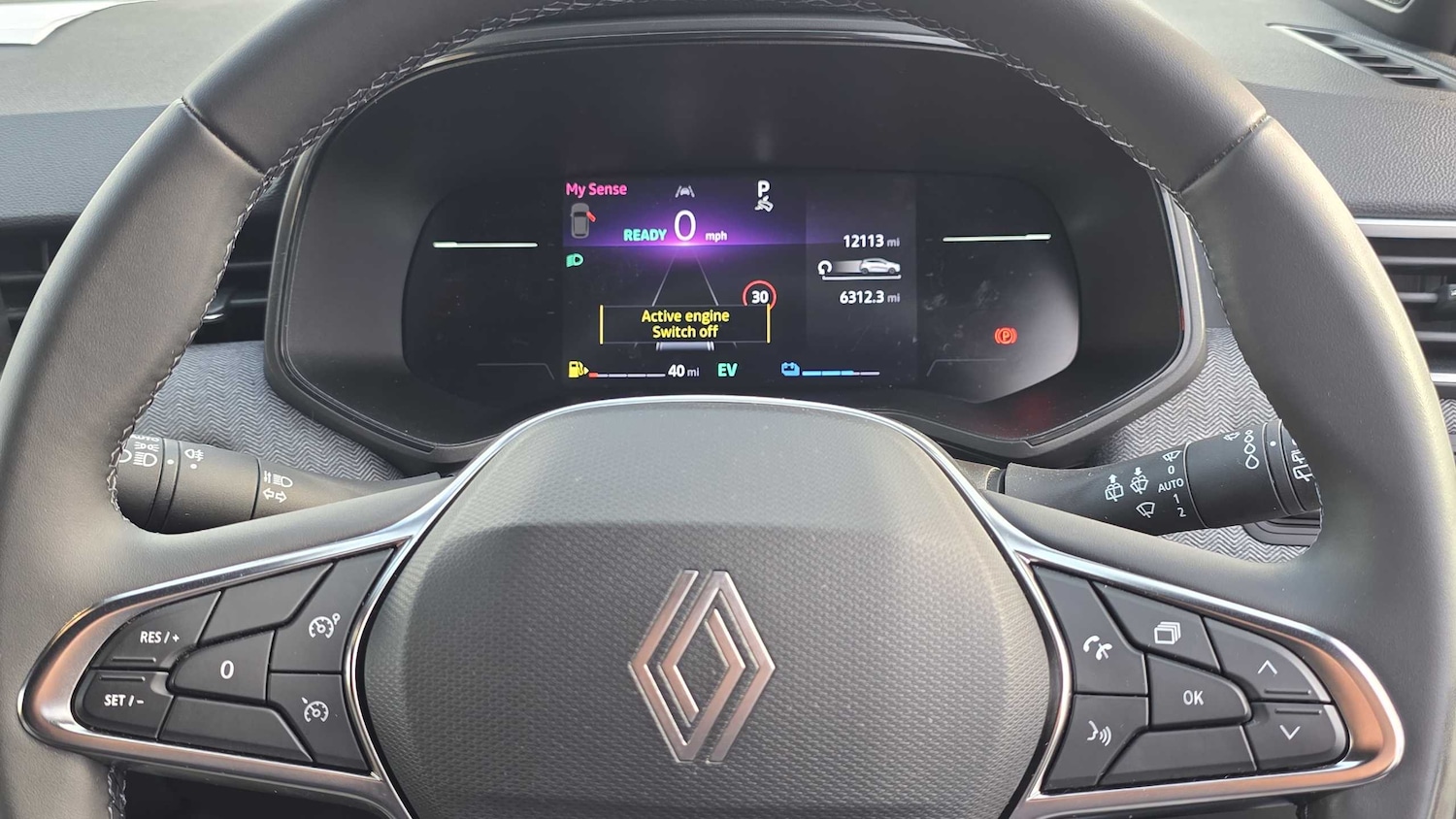 Used Renault Clio 2025 for sale - 76230295: Photo 10