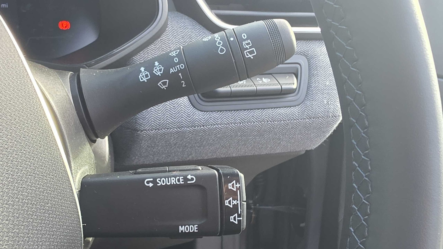 Used Renault Clio 2025 for sale - 76230295: Photo 20