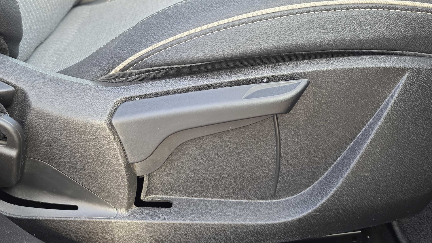 Used Renault Clio 2025 for sale - 76230295: Photo 29