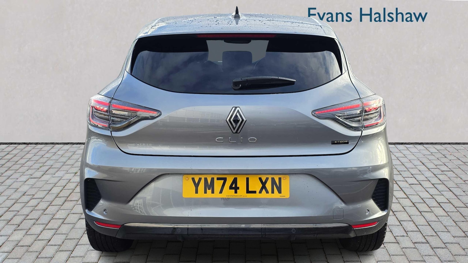 Used Renault Clio 2025 for sale - 76230295: Photo 3