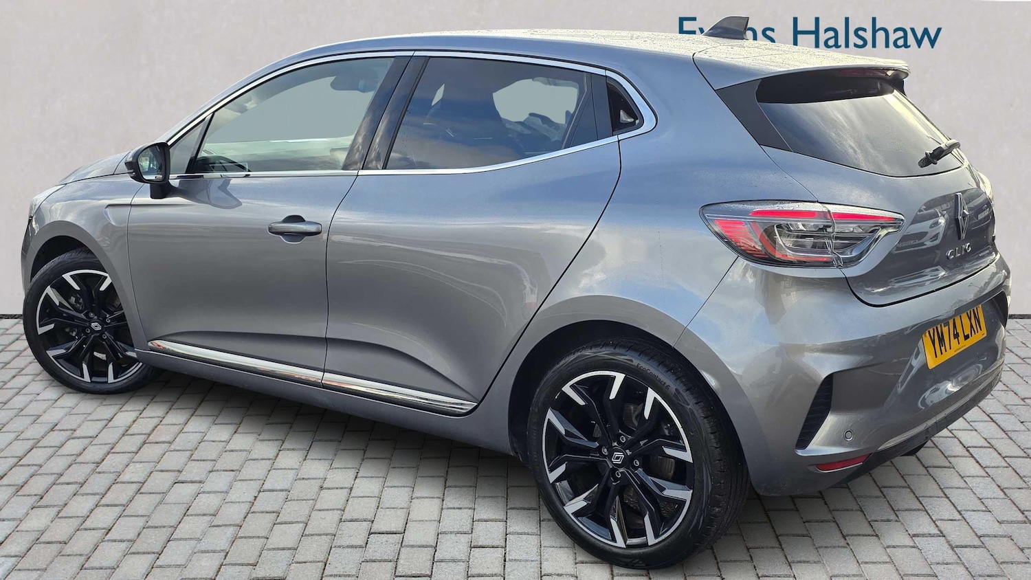 Used Renault Clio 2025 for sale - 76230295: Photo 4