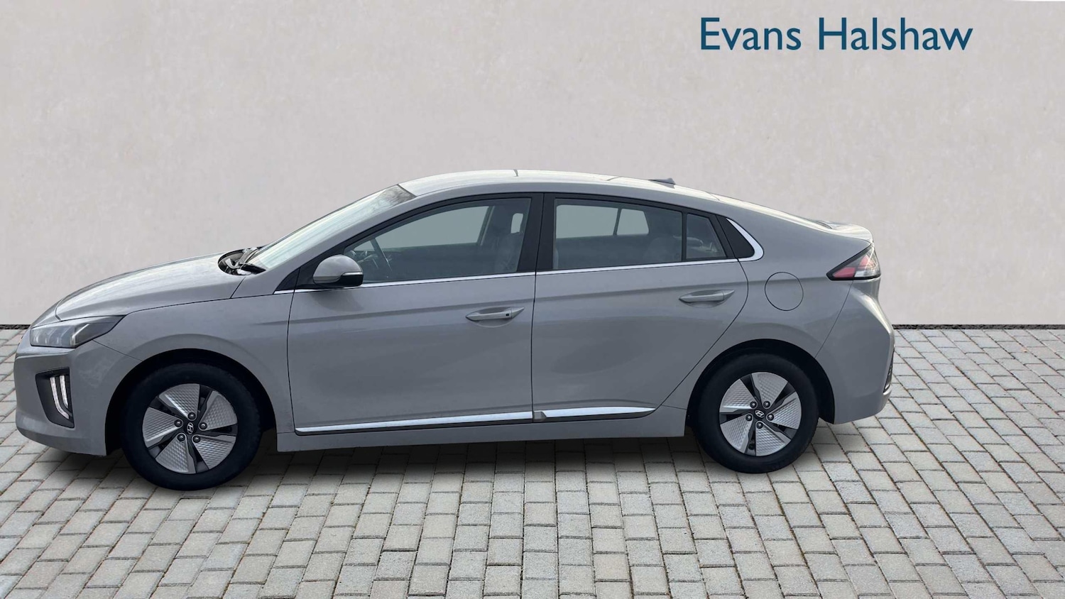 Used Hyundai IONIQ 2022 for sale - 76967760: Photo 4