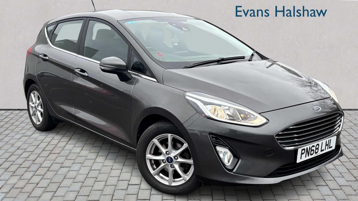 Used Ford Fiesta 2018 for sale - 76594303: Photo 1