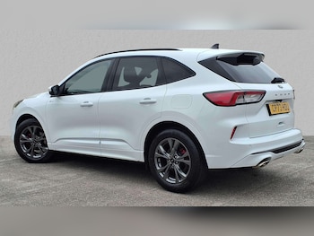 Used Ford Kuga 2024 for sale - 75931072: Photo 2