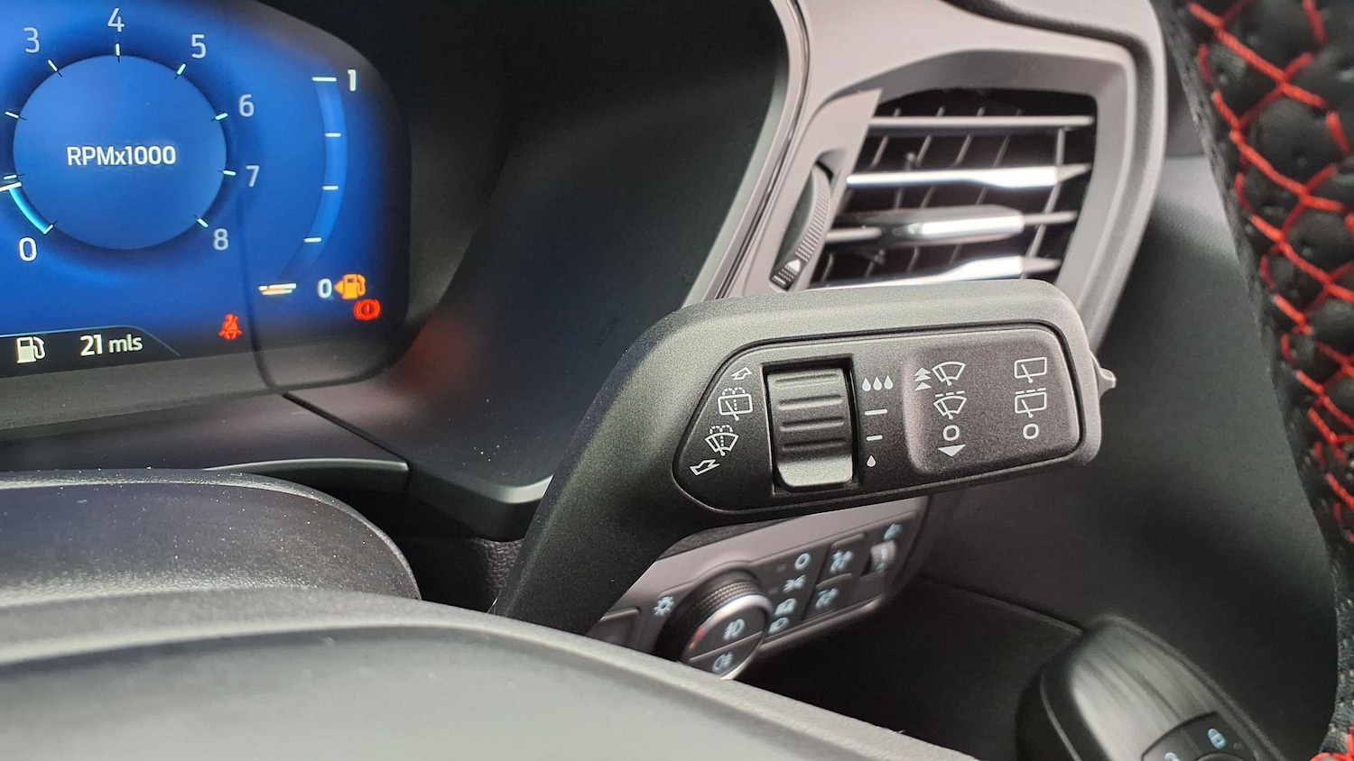 Used Ford Kuga 2024 for sale - 75931072: Photo 30
