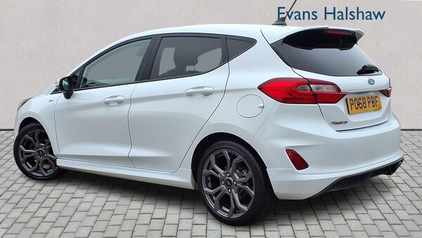 Used Ford Fiesta 2018 for sale - 76113488: Photo 2