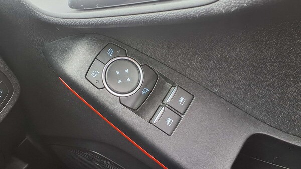 Used Ford Fiesta 2018 for sale - 76113488: Photo 32