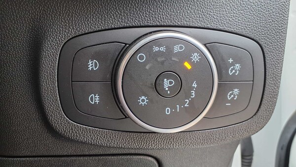 Used Ford Fiesta 2018 for sale - 76113488: Photo 33