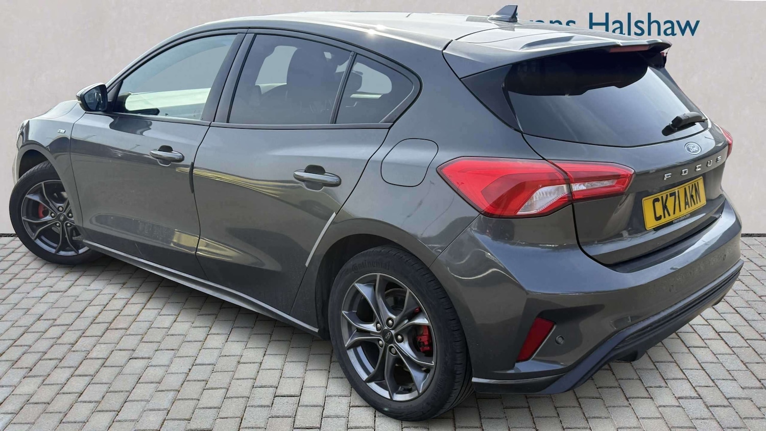 Used Ford Focus 2021 for sale - 77960973: Photo 2