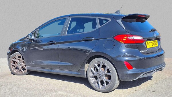 Used Ford Fiesta 2022 for sale - 76125892: Photo 2