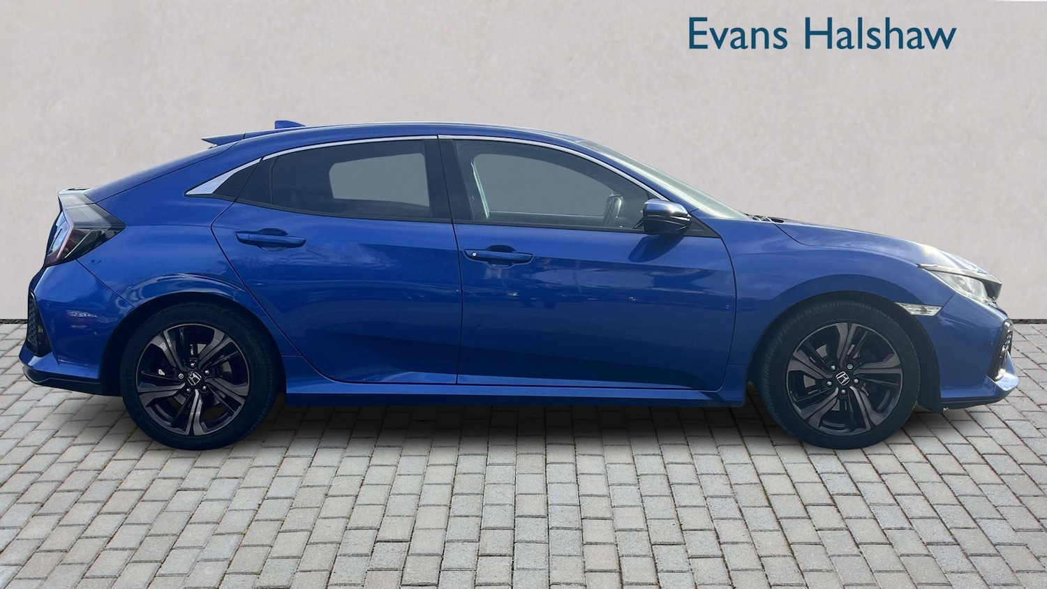 Used Honda Civic 2018 for sale - 76362582: Photo 4