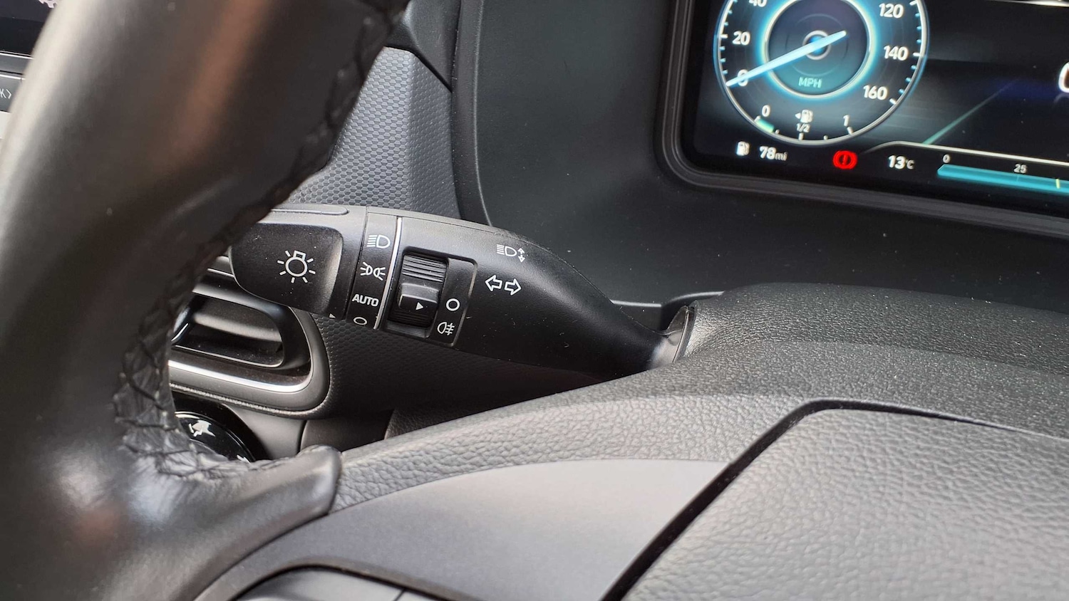 Used Hyundai KONA 2022 for sale - 76141722: Photo 27