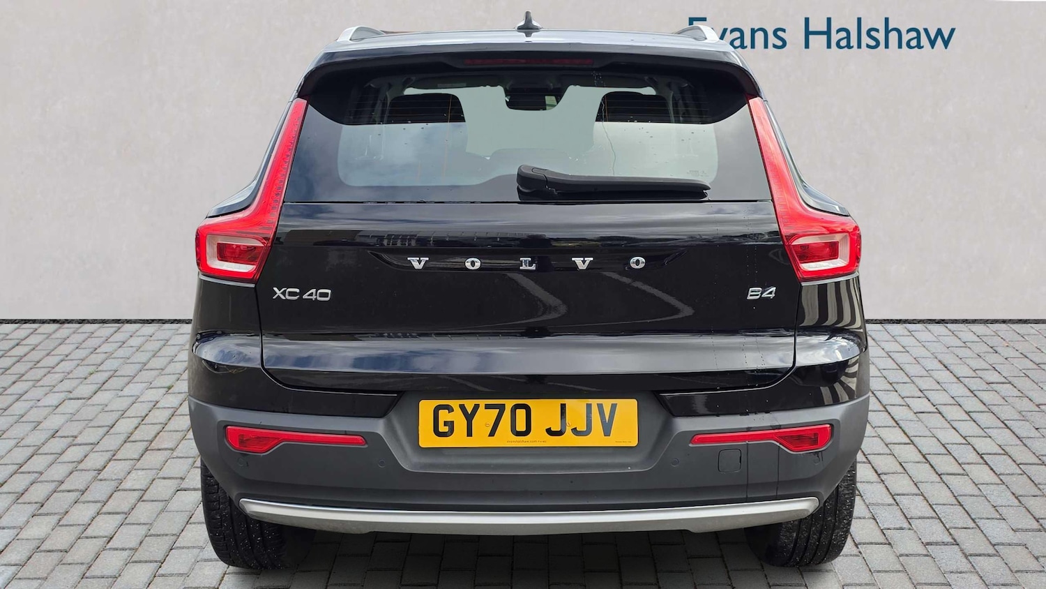 Used Volvo XC40 2020 for sale - 76789429: Photo 3