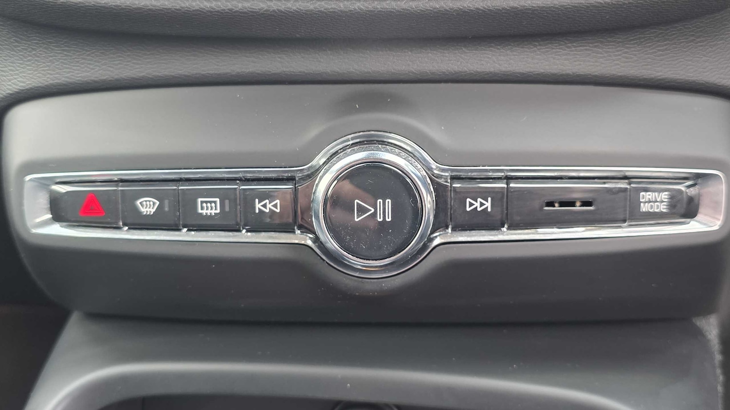 Used Volvo XC40 2020 for sale - 76789429: Photo 31