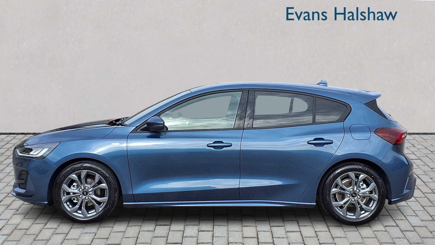 Used Ford Focus 2025 for sale - 76804802: Photo 4