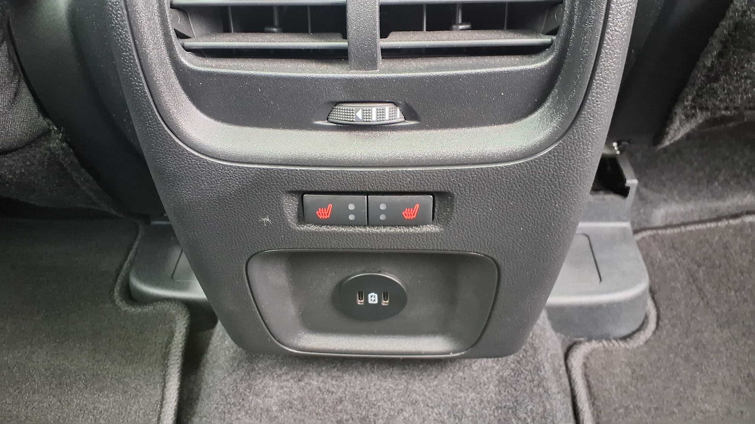 Used Ford Kuga 2024 for sale - 76242359: Photo 32