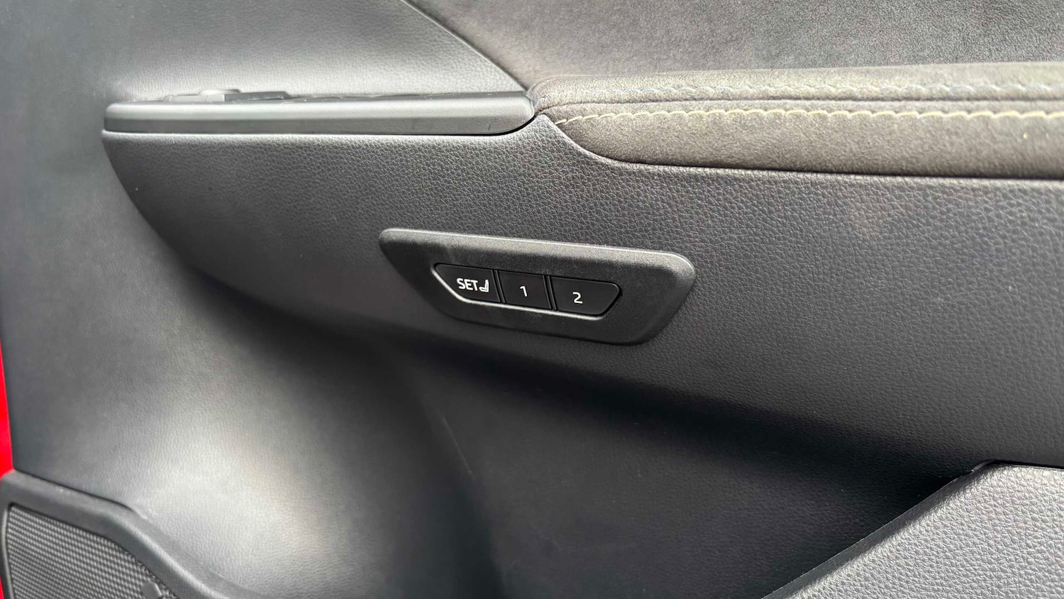 Used Toyota C-HR 2024 for sale - 76587597: Photo 15