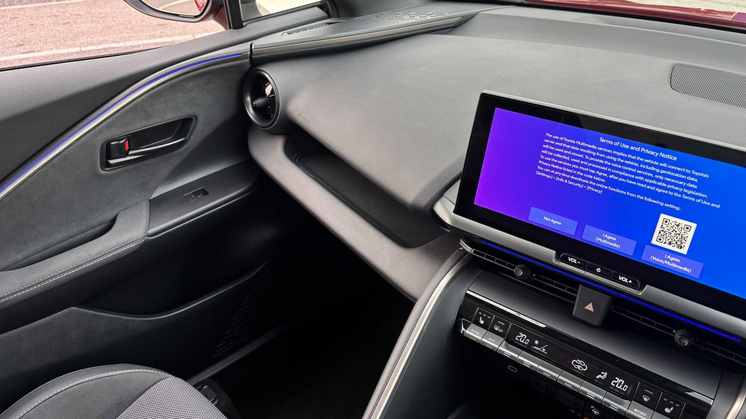 Used Toyota C-HR 2024 for sale - 76587597: Photo 21