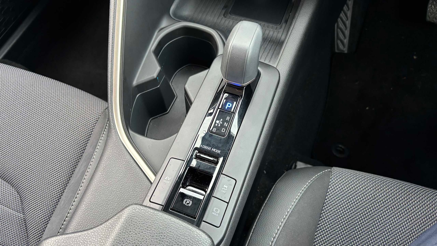 Used Toyota C-HR 2024 for sale - 76587597: Photo 23