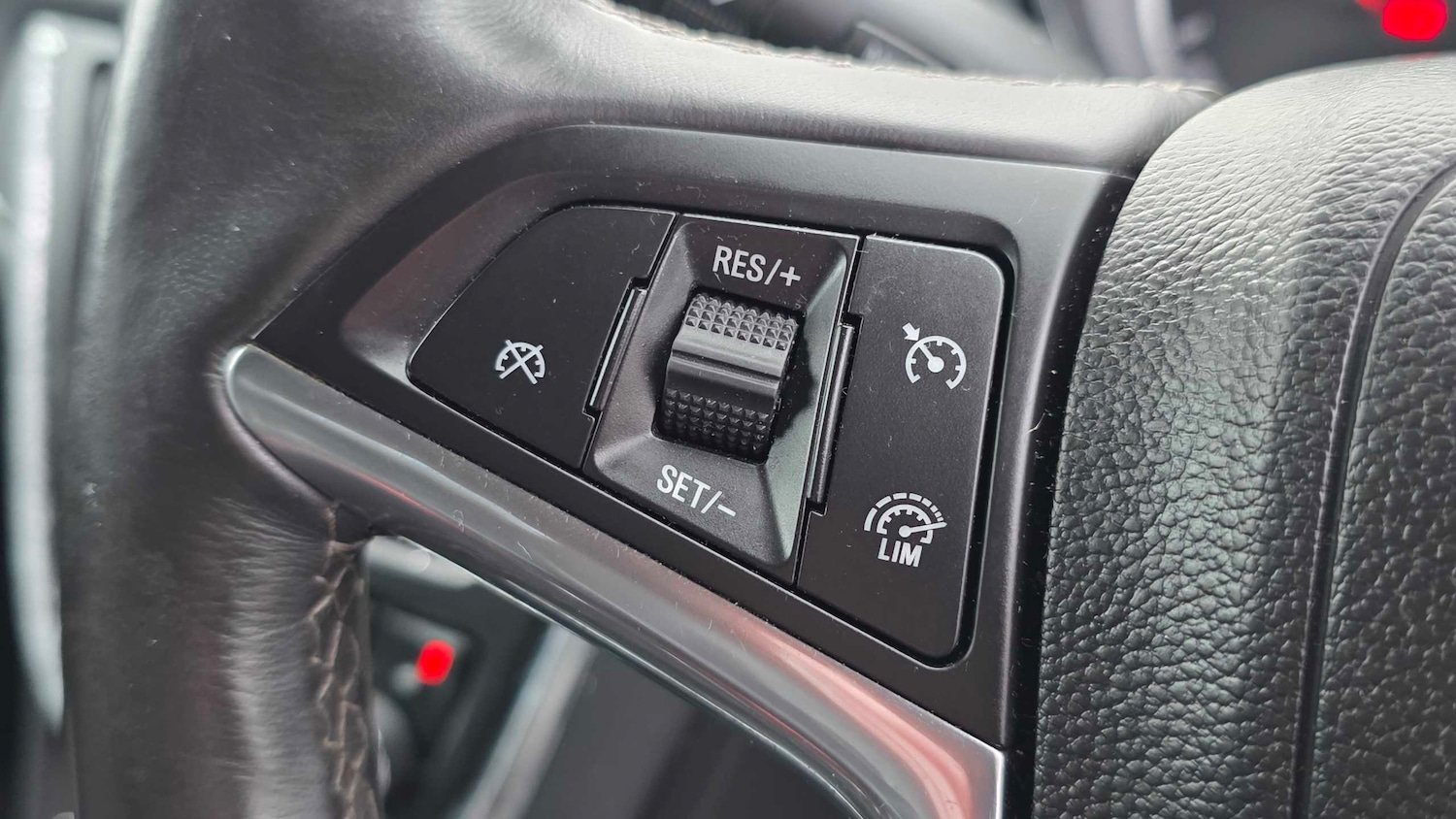 Used Vauxhall Mokka 2015 for sale - 77772132: Photo 15