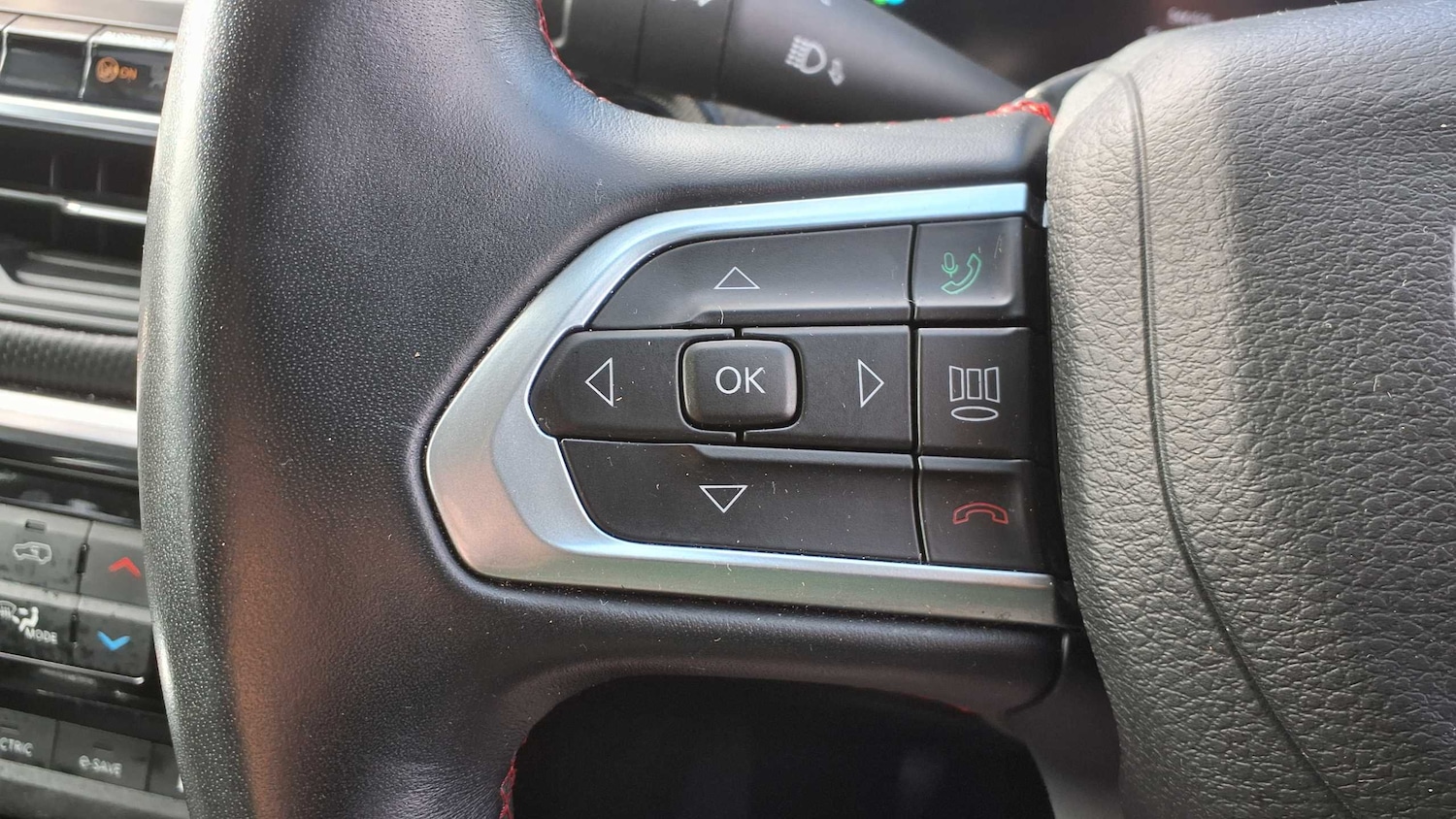 Used Jeep Compass 2023 for sale - 76063356: Photo 29