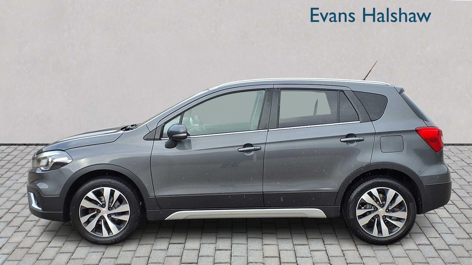 Used Suzuki SX4 S-Cross 2019 for sale - 76242540: Photo 4