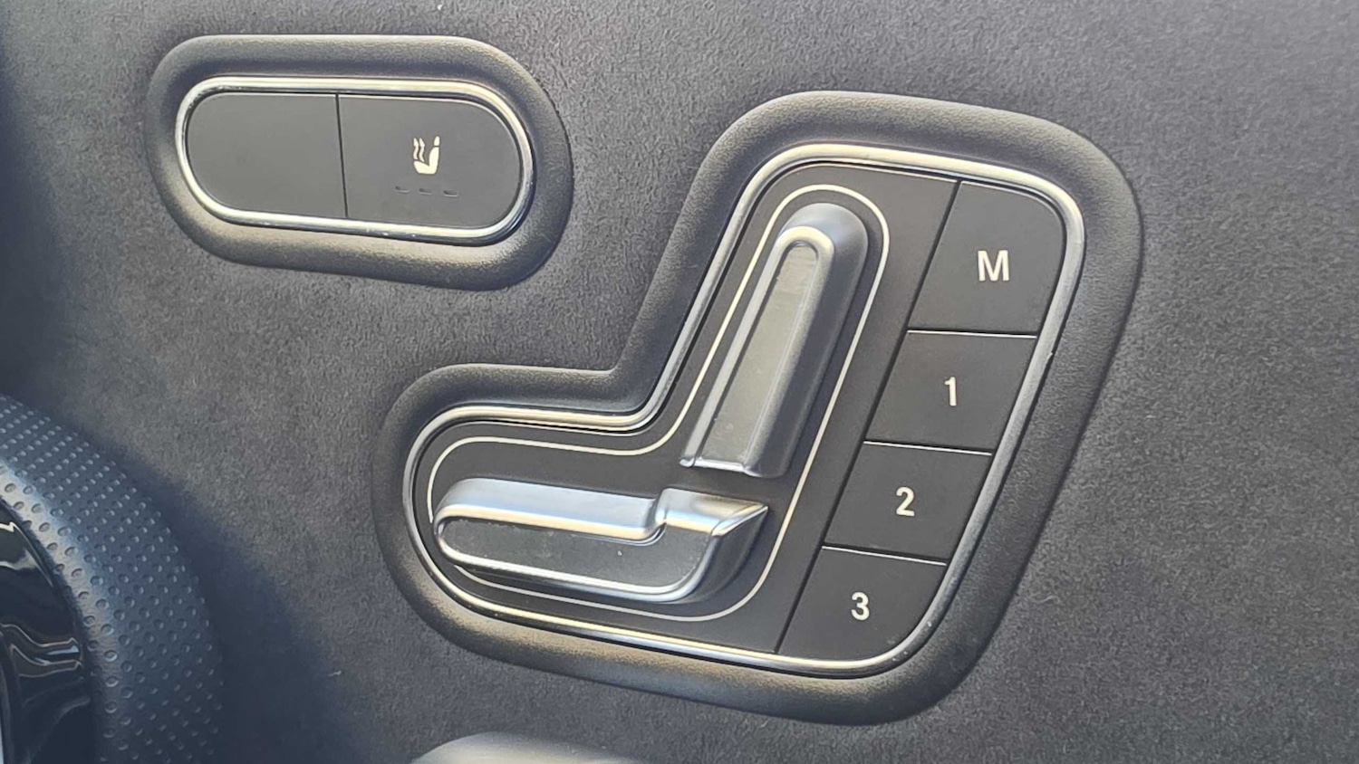 Used Mercedes-Benz A-Class 2019 for sale - 76636735: Photo 10