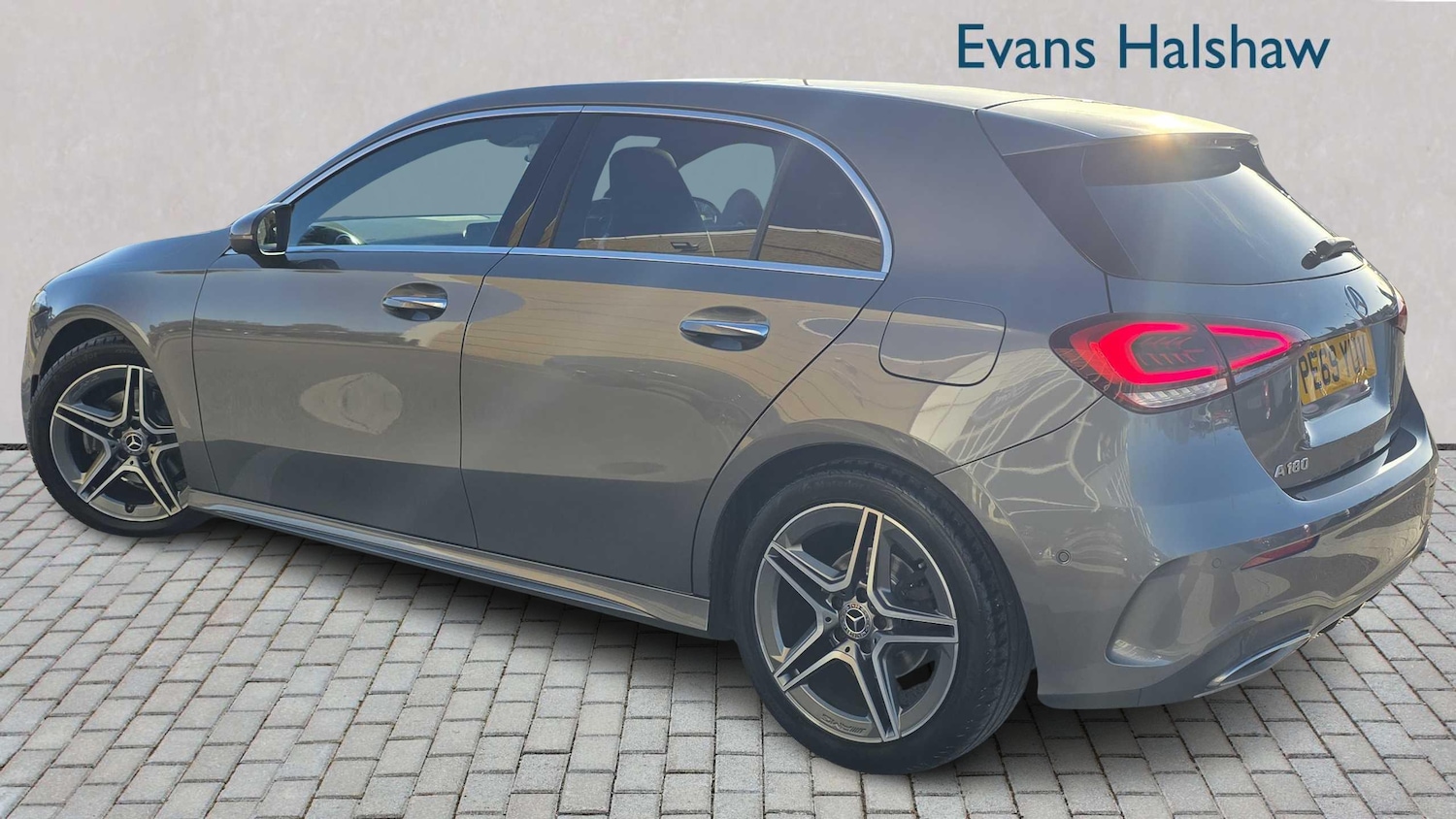 Used Mercedes-Benz A-Class 2019 for sale - 76636735: Photo 2