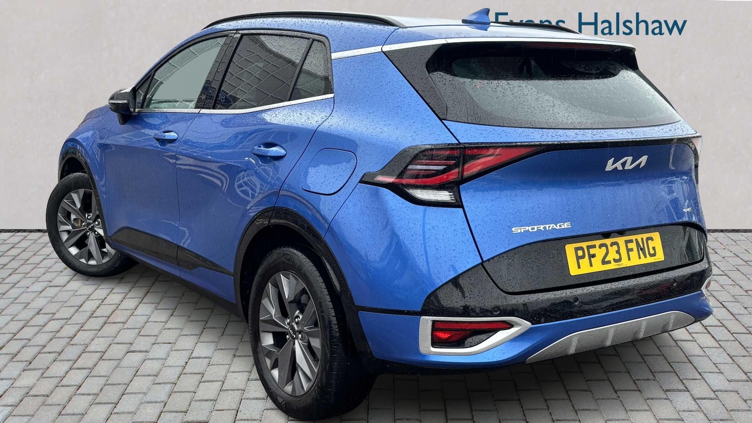 Used Kia Sportage 2023 for sale - 76955172: Photo 2