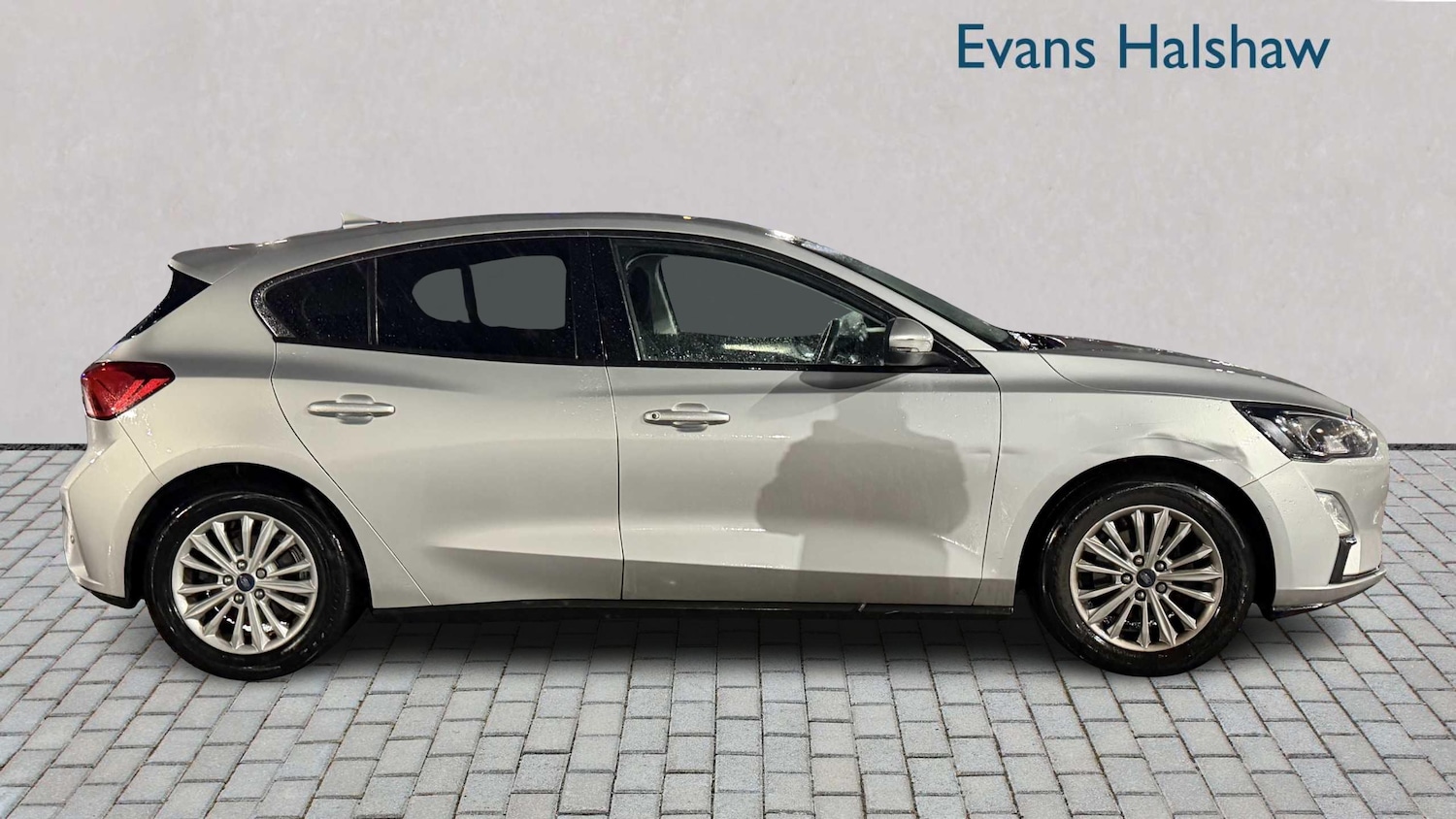 Used Ford Focus 2019 for sale - 76774147: Photo 3