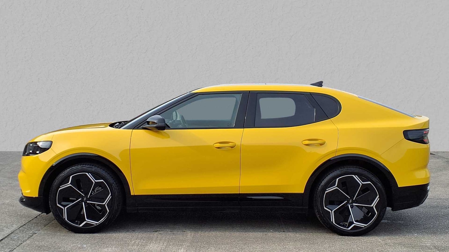 Used Ford Capri 2024 for sale - 78137600: Photo 4