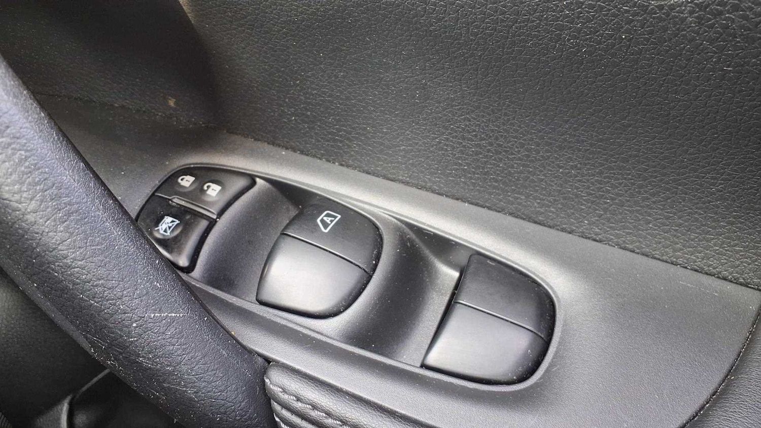 Vehicle 32