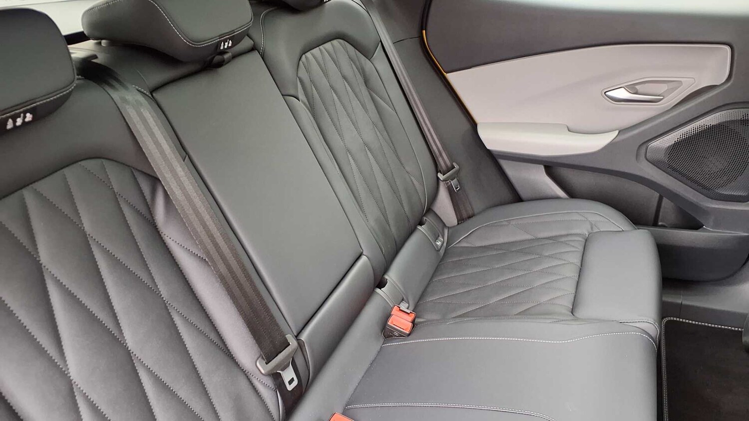 Used Ford Capri 2024 for sale - 77886095: Photo 18