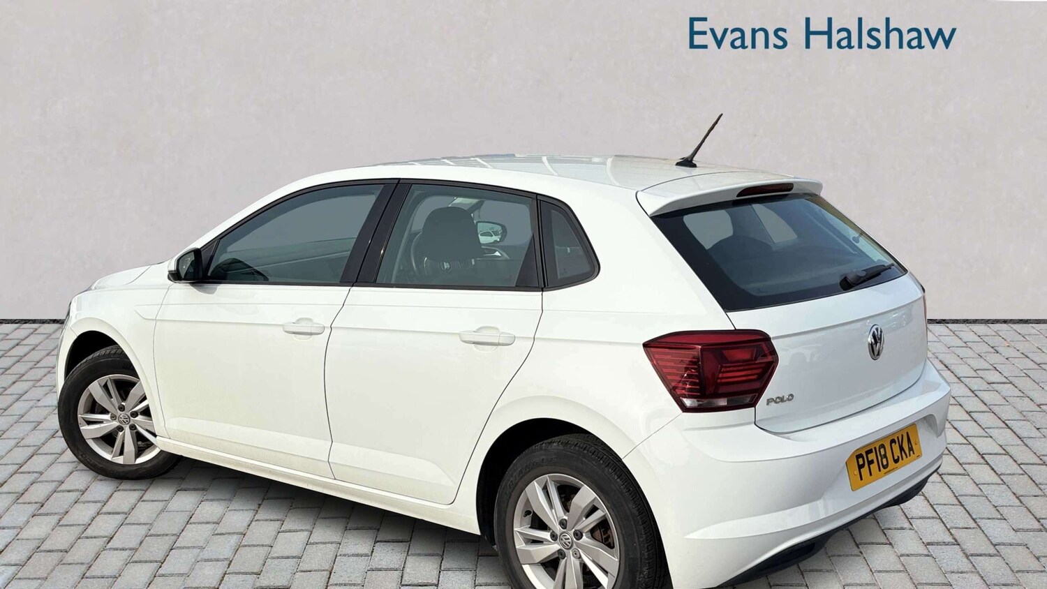 Used Volkswagen Polo 2018 for sale - 77960949: Photo 2